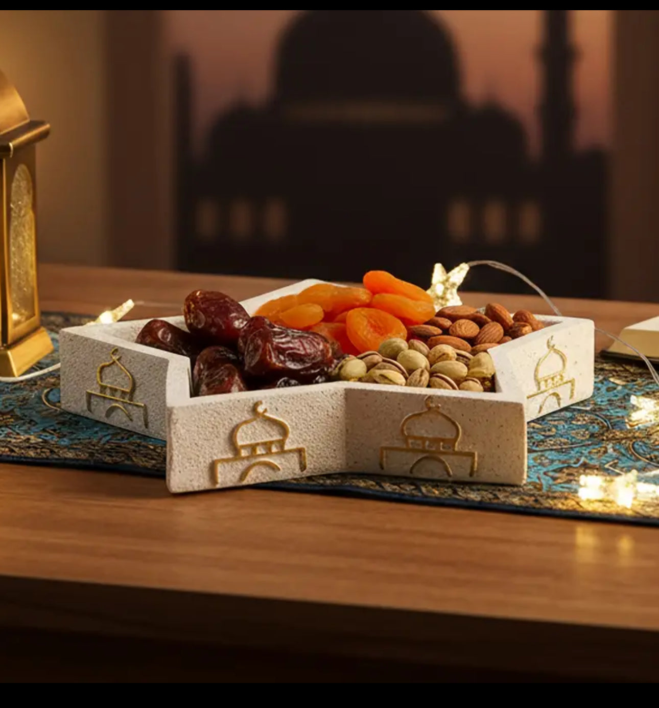 Noor Stjärnskål – Servering & Dekor (Vit/Guld)